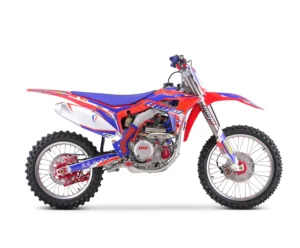 BSE M8 – Moto enduro 450 cm³ (tout-terrain)